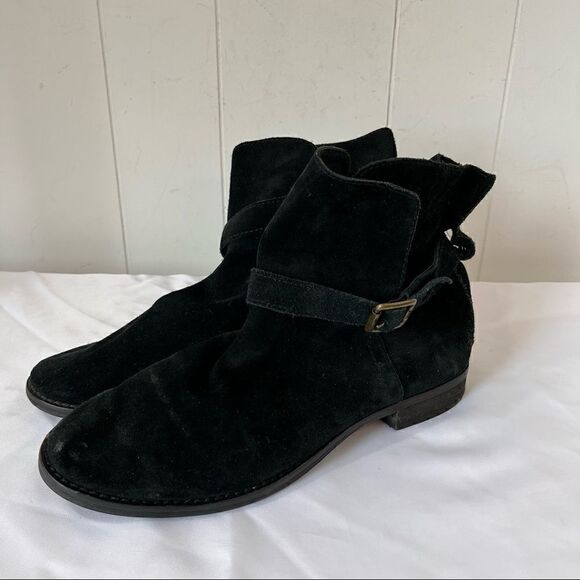 Black Booties Sam Edelman Malone Distressed Suede Buckle Strap Split Shaft 7.5 8 - Picture 2 of 7